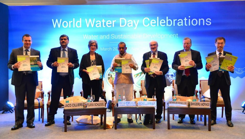 Launch of the World Water Development Report 2015 by the dignitaries